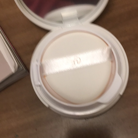 𝙀𝙨𝙨𝙚𝙣𝙘𝙚𝙈𝙤𝙤𝙣𝙡𝙞𝙜𝙝𝙩𝙚𝙧𝘾𝙪𝙨𝙝𝙞𝙤𝙣 - Picture 3 of 4